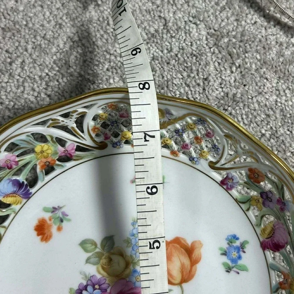 Dresden Schumann Chateau Bavaria Porcelain Reticulated Lattice Bowl‎ Flowers